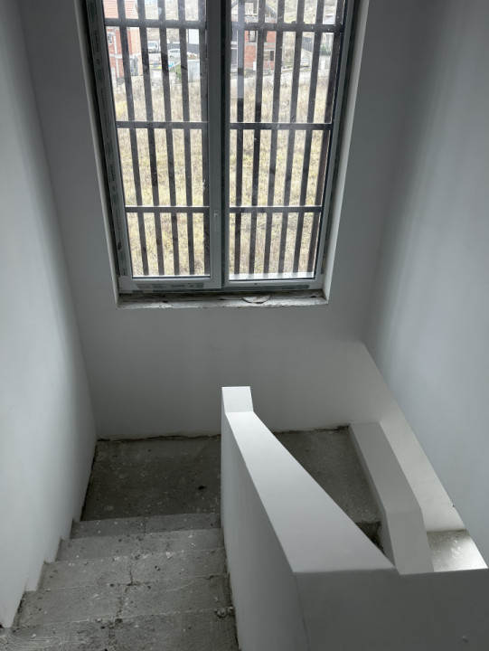 Casa Individuala in Chinteni 700mp teren zona str Crangului 