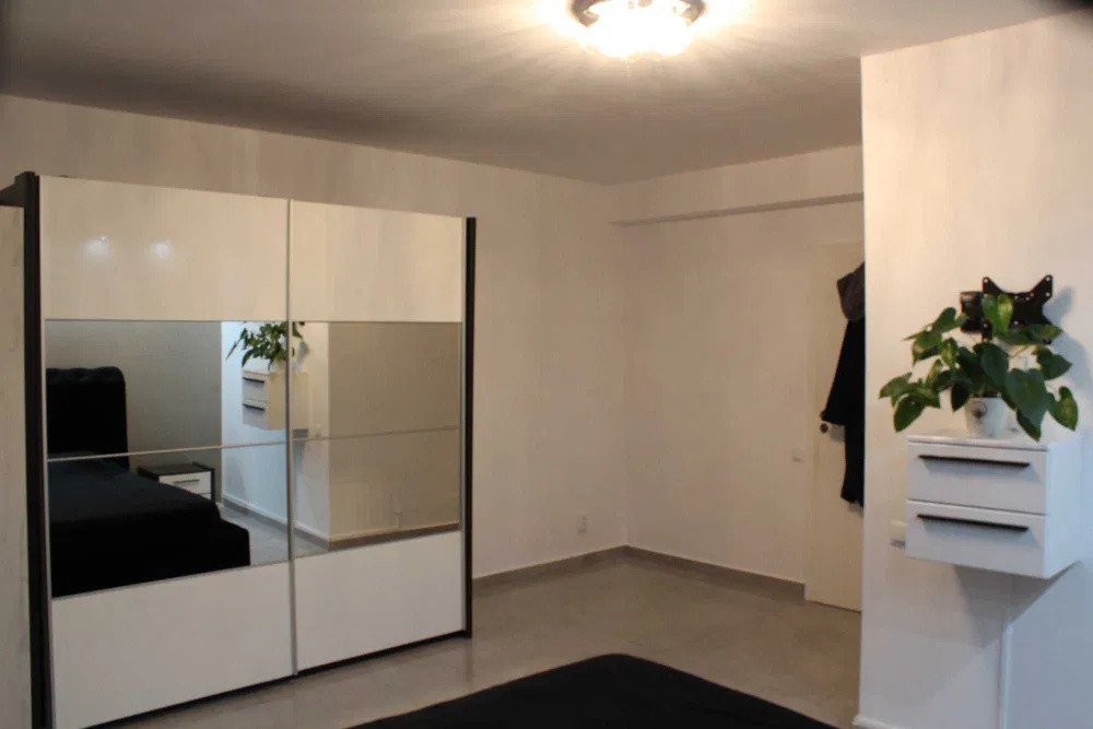 Apartament cu 3 camere, 68 mp, terasa, zona Razoare