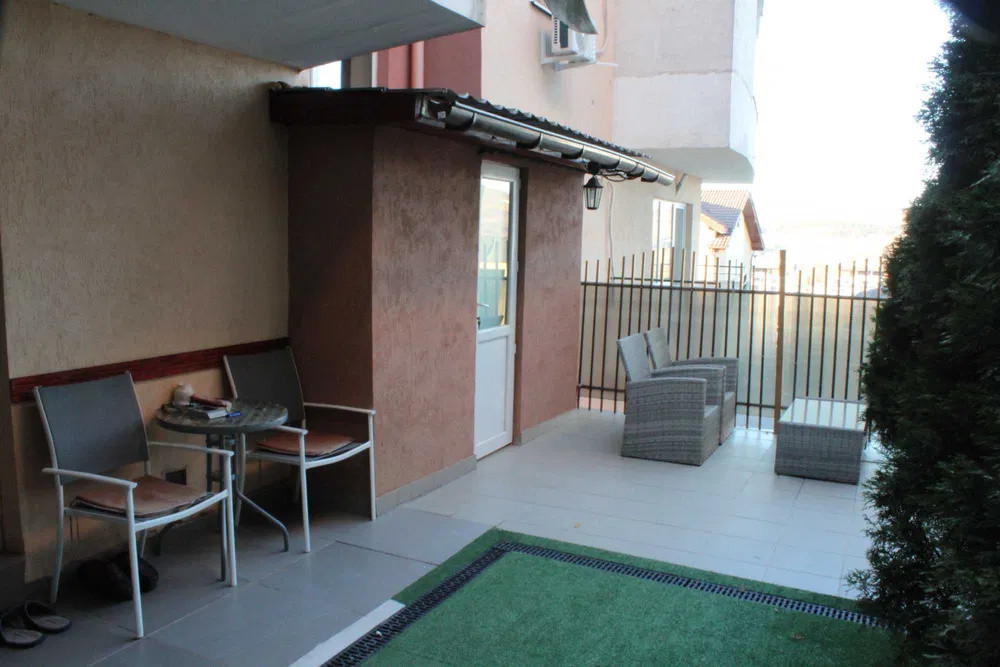 Apartament cu 3 camere, 68 mp, terasa, zona Razoare