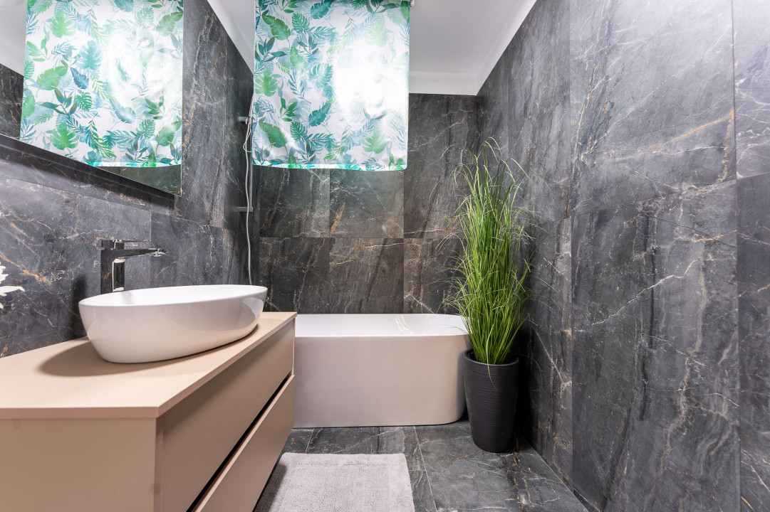 Apartament cu 2 camere,ultrafinisat,parcare subterana,zona Iulius Mall