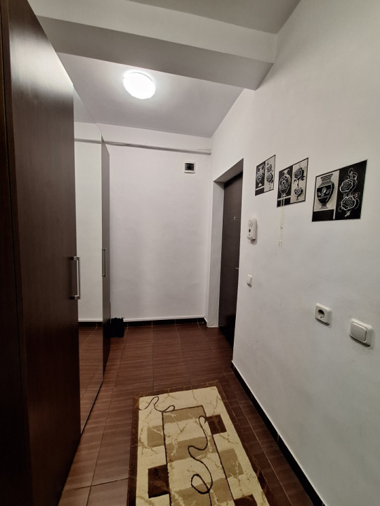 Apartament cu 2 camere, 51 mp, 3 balcoane, zona Eroilor