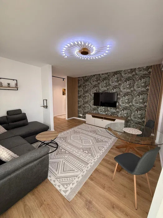 Apartament cu 3 camere,78mp,parcare, zona Iris