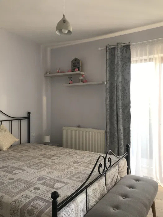 Apartament cu 3 camere,65mp, 3 balcoane, parcare, zona Zorilor