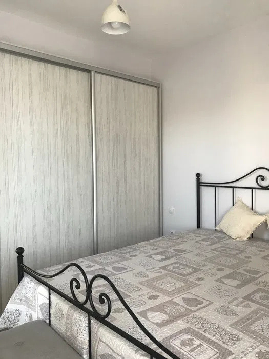 Apartament cu 3 camere,65mp, 3 balcoane, parcare, zona Zorilor