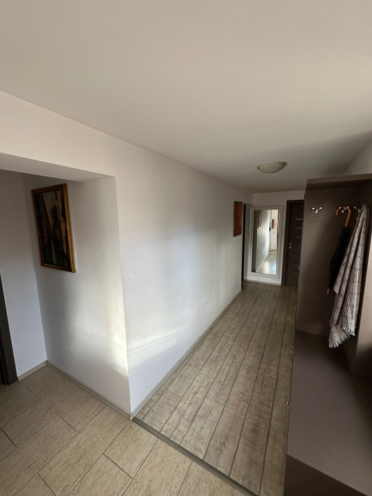 Casa individuală renovata, 764mp teren, Dâmbul Rotund