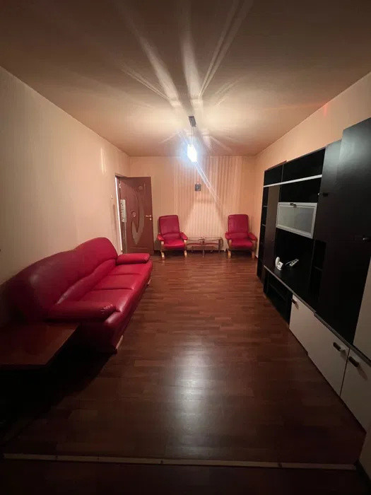 Apartament cu 2 camere, 40 mp, zona Dambul Rotund
