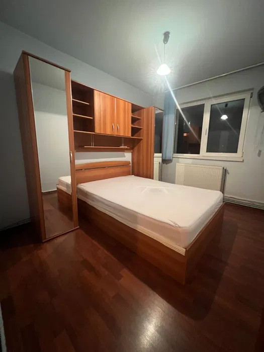 Apartament cu 2 camere, 40 mp, zona Dambul Rotund