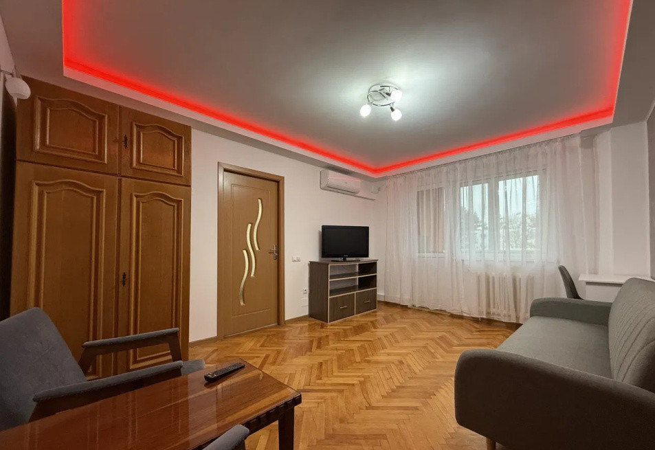 Apartament cu 3 camere, 67 mp, zona Bucium