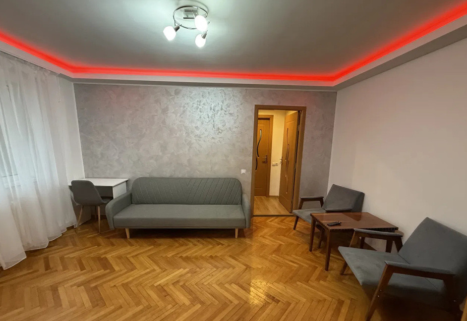 Apartament cu 3 camere, 67 mp, zona Bucium