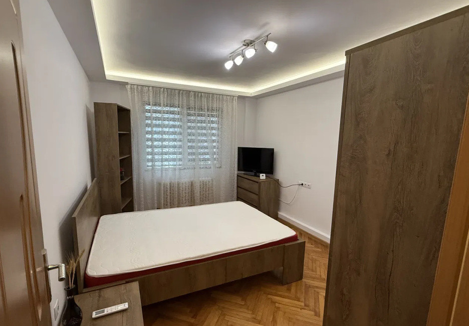 Apartament cu 3 camere, 67 mp, zona Bucium