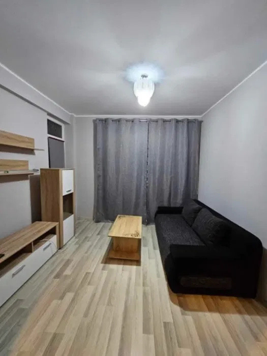 Apartament cu 2 camere, 45 mp, zona Sopor