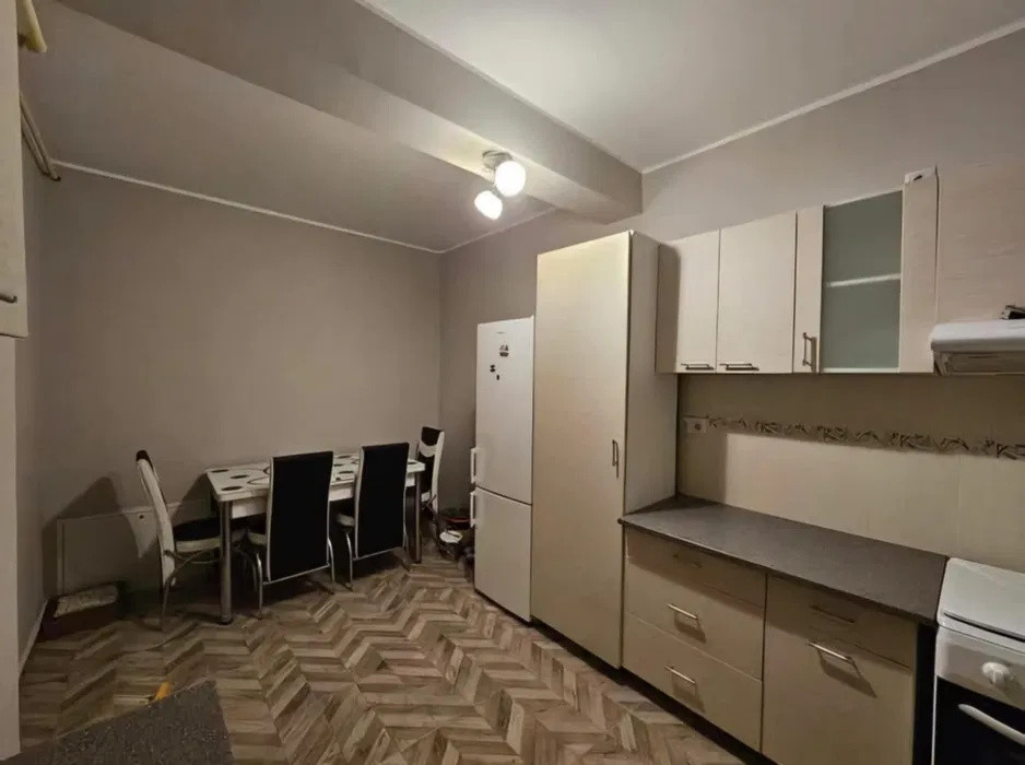 Apartament cu 2 camere, 45 mp, zona Sopor