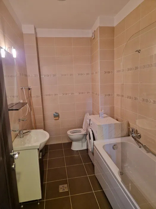 Apartament cu 2 camere, 45 mp, zona Sopor