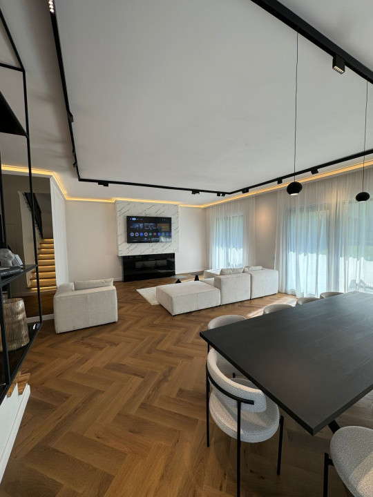 Casa individuala premium 337 mp, 5 parcari, piscina, zona Andrei Muresanu