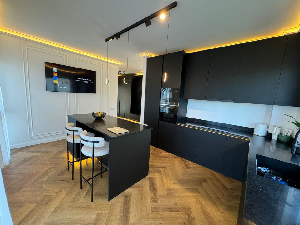Casa individuala premium 337 mp, 5 parcari, piscina, zona Andrei Muresanu