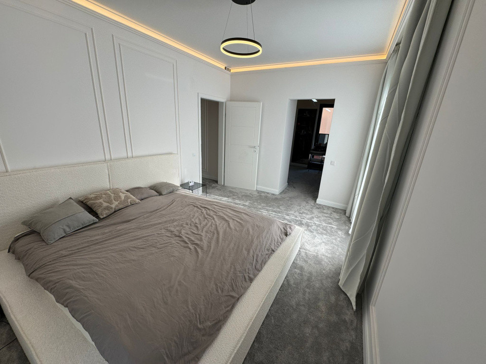 Casa individuala premium 337 mp, 5 parcari, piscina, zona Andrei Muresanu
