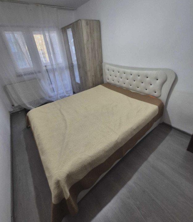 Apartament 4 camere,etaj intermediar,zona Marasti 