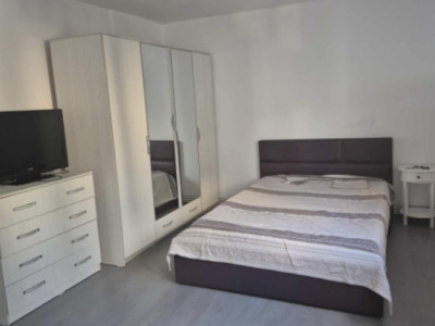 Apartament 4 camere,etaj intermediar,zona Marasti 