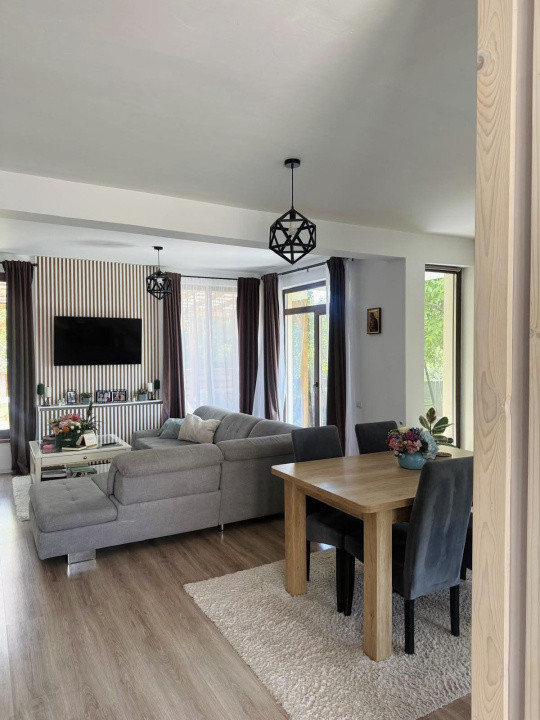 Casa tip duplex modern in zona Urusagului , 120 mp utili 