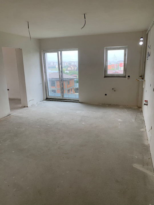Apartament 3 camere 57mp si balcon de 4mp, zona Somesului