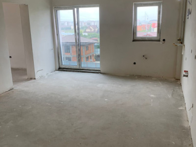 Apartament la cheie, 3 camere 57mp si balcon de 4mp, zona Somesului