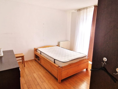 Oportunitate , Apartament zona Eroilor , etaj intermediar 