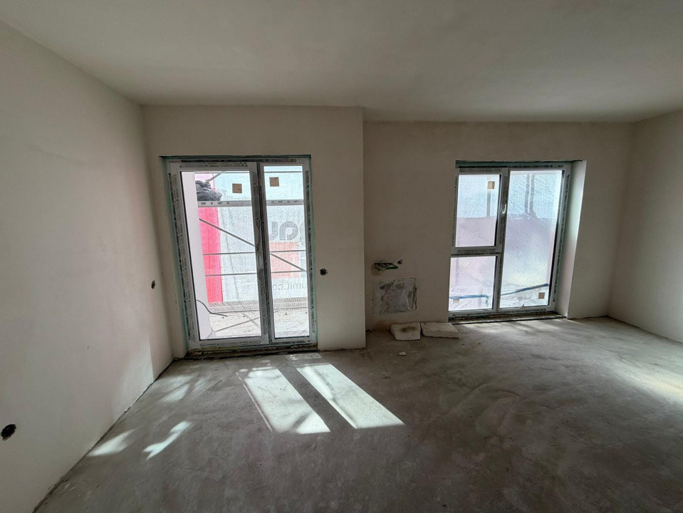 Apartament o camera, semifinisat, 37mp, etaj intermediar, zona Sopor