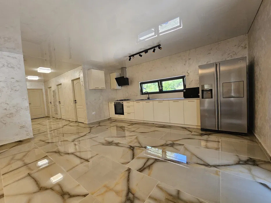 Casa 2 camere, 120mp, teren 500mp, zona Somesu Rece