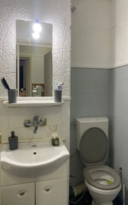 Apartament 2 camere+balcon,decomandat /ideal investitie/zona Mehedinti