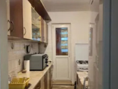 Apartament 2 camere+balcon,decomandat /ideal investitie/zona Mehedinti