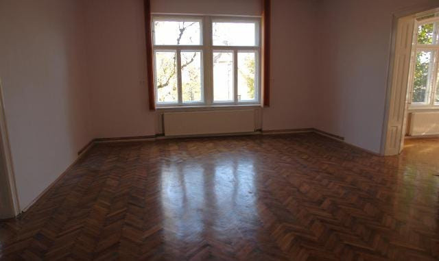 Vila interbelică de inchiriat pentru birouri, 504mp, Cluj Napoca