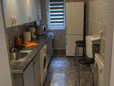 Apartament decomandat, 2 camere - la cheie - zona Mehedinti