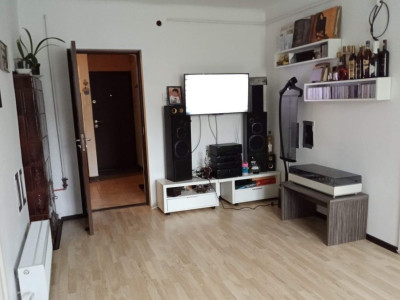 Apartament 3 camere/ cartier Grigorescu, zona Onisifor Ghibu