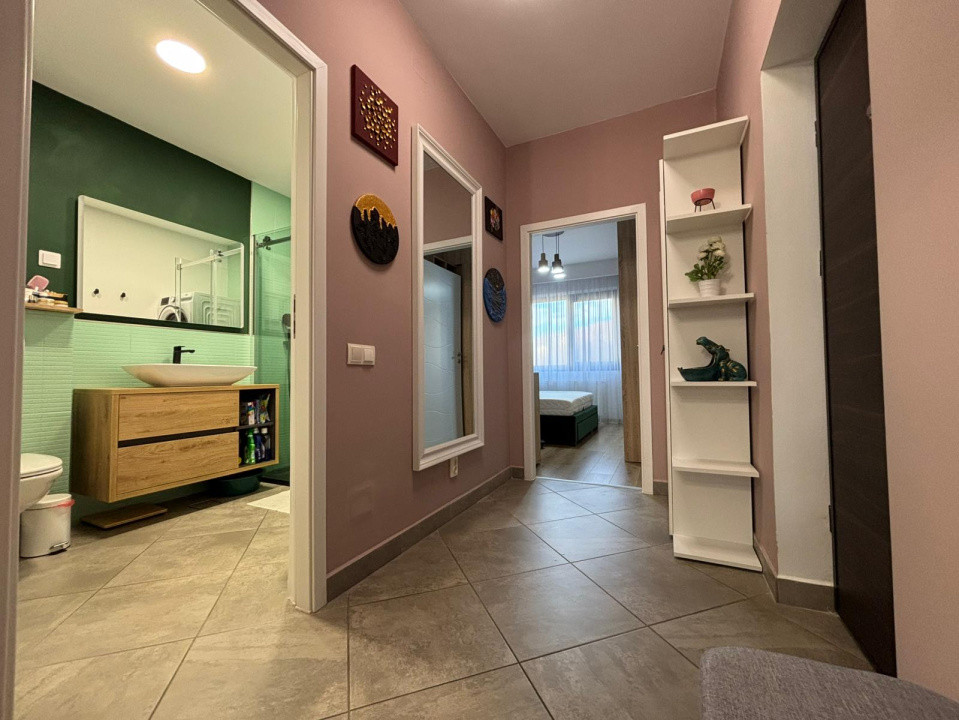 Apartament cu 2 camere, 53 mp, balcon, zona Parcului Poligon