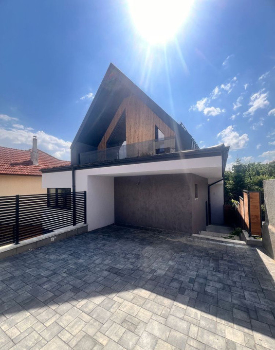 Duplex modern, 4 camere, 128 mp, 165 mp teren, parcare, zona Corneliu Coposu