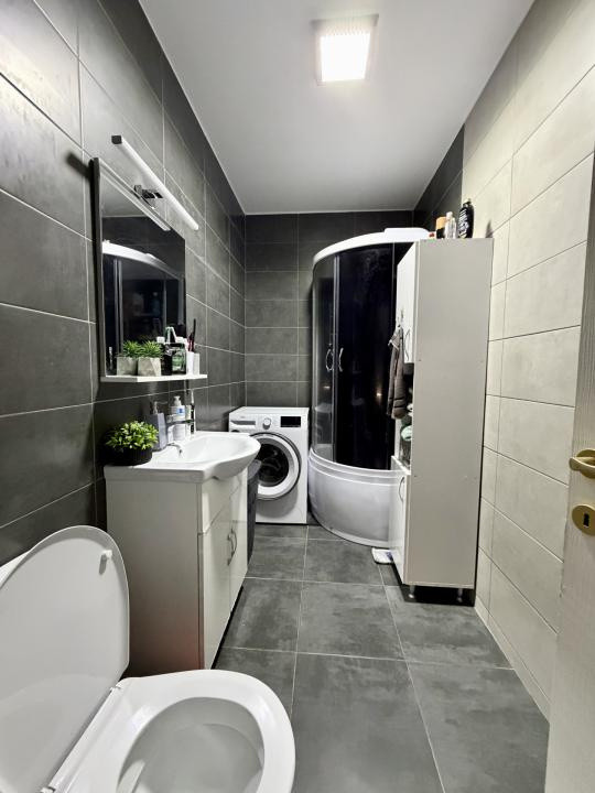 Apartament de 4 camere pe 2 nivele, 120 MP, 2 bai, zona Stejarului