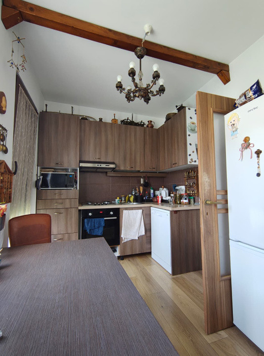 Casa tip duplex, 4 camere, 120 mp + 300 mp teren, zona Calea Baciului