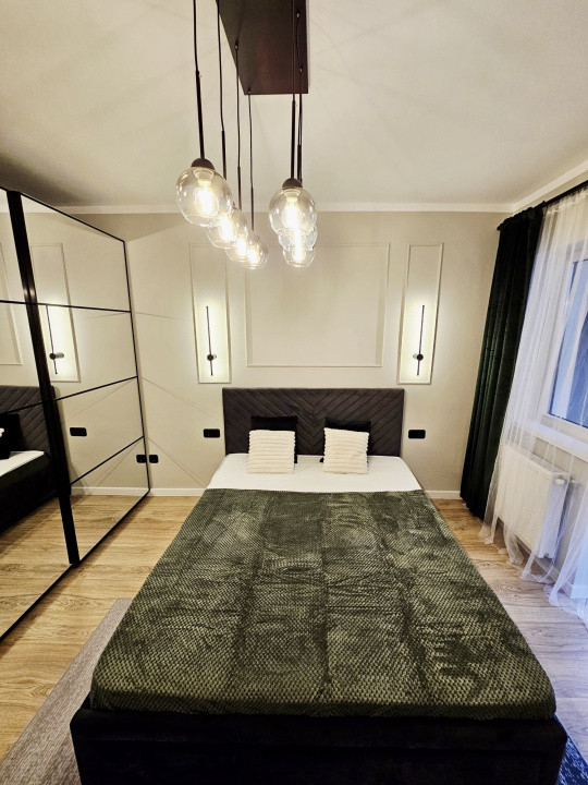 Apartament la cheie in zona Terra,parter inalt ,2 camere si un birou 