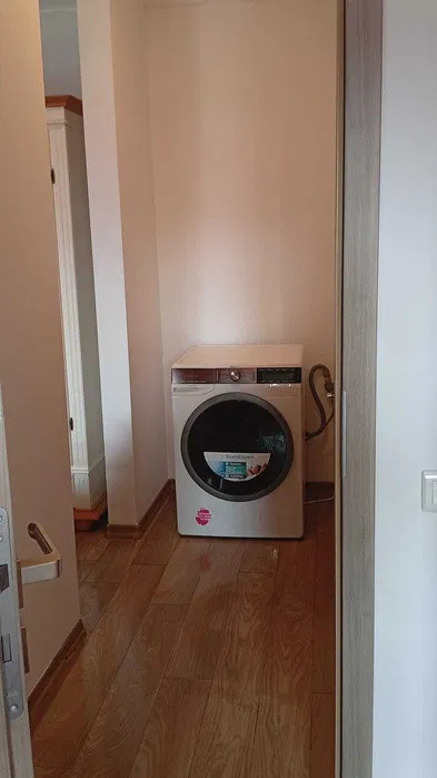 Apartament cu 3 camere, 72 mp, balcon, zona Stejarului