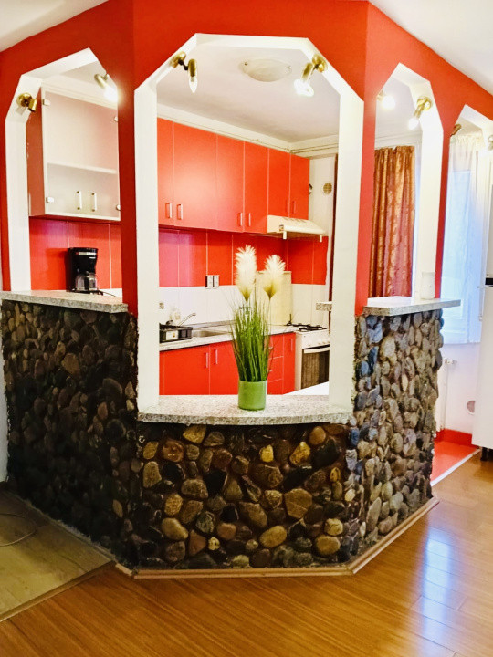 Apartament 59 mp utili,zona Florilor,2 balcoane ,parcare inclusa