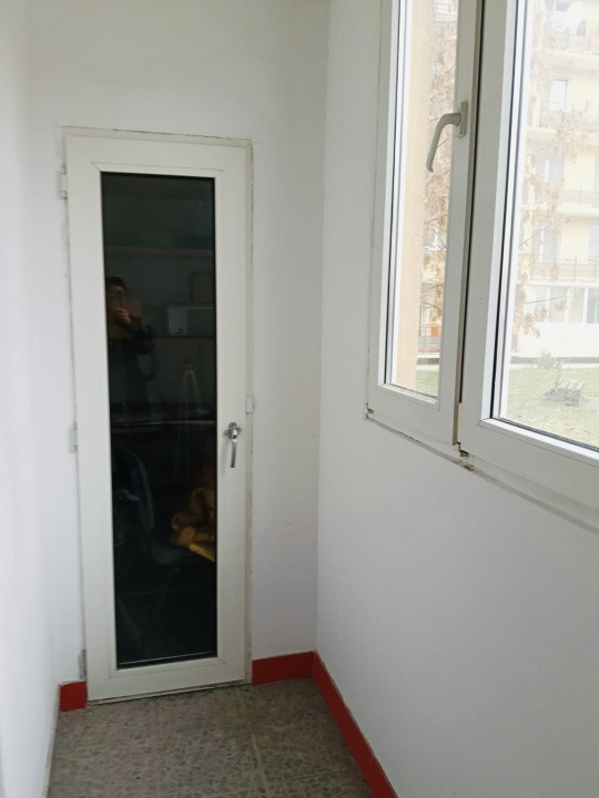 Apartament 59 mp utili,zona Florilor,2 balcoane ,parcare inclusa