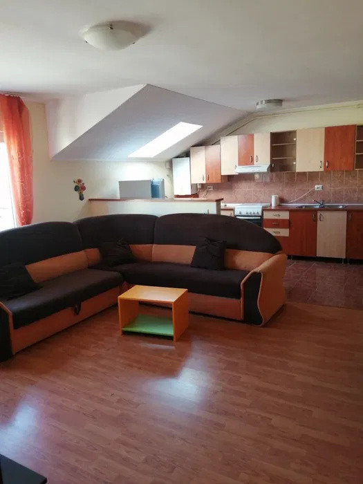 Apartament cu 2 camere, 56 mp, parcare, zona Profi Eroilor