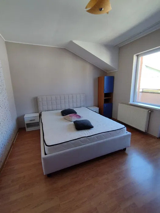 Apartament cu 2 camere, 56 mp, parcare, zona Profi Eroilor