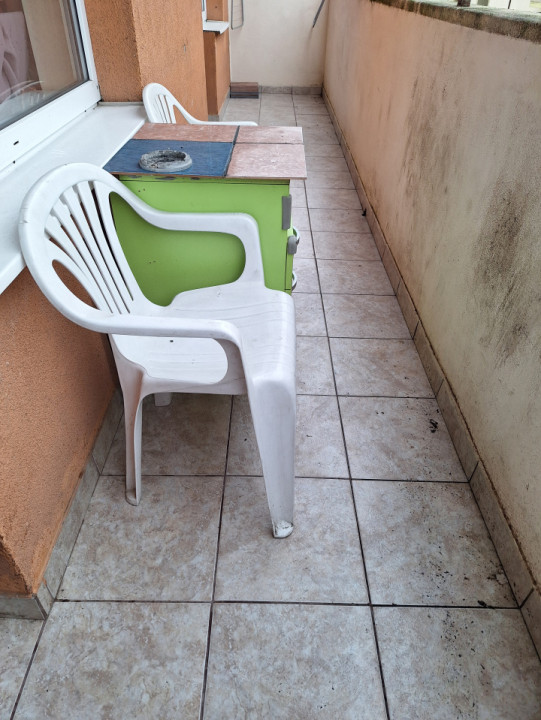 Apartament cu 2 camere, 56 mp, parcare, zona Profi Eroilor