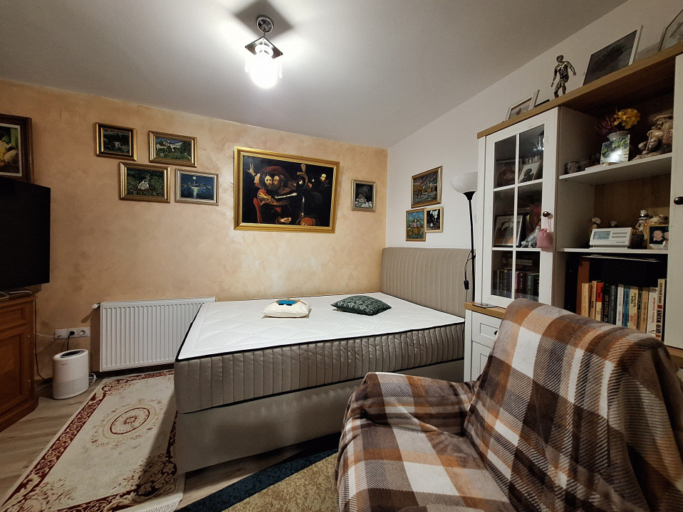 Apartament cu 3 camere, 67 mp, zona Florilor