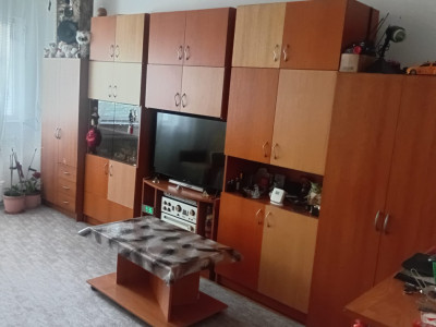 apartament cu 2 camere decomandate,zona Iulius Mall