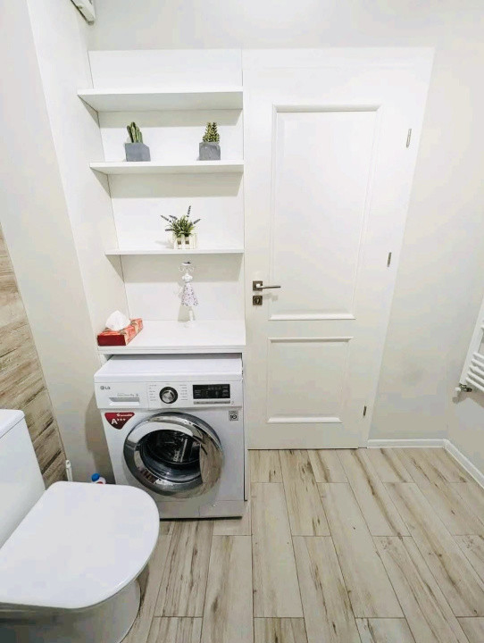 Apartament în zona Terra, 2 camere , bloc cu lift , etaj 3