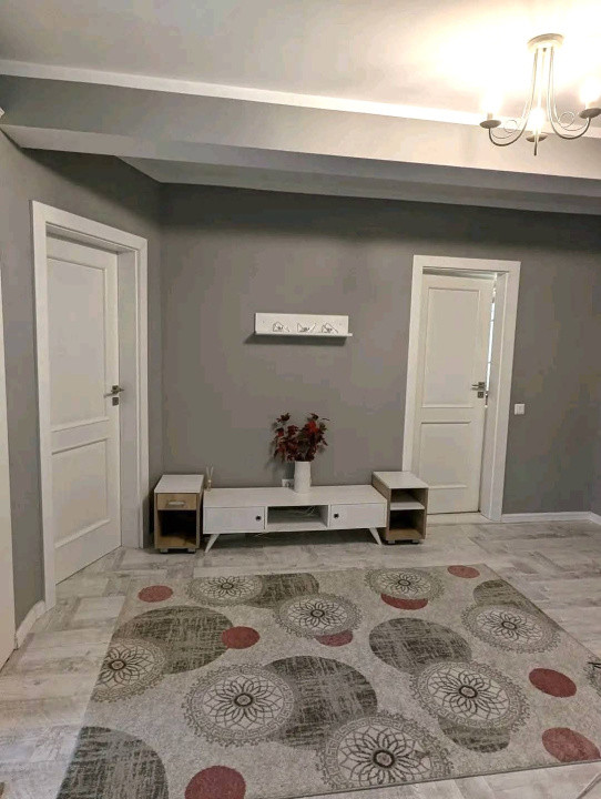 Apartament în zona Terra, 2 camere , bloc cu lift , etaj 3