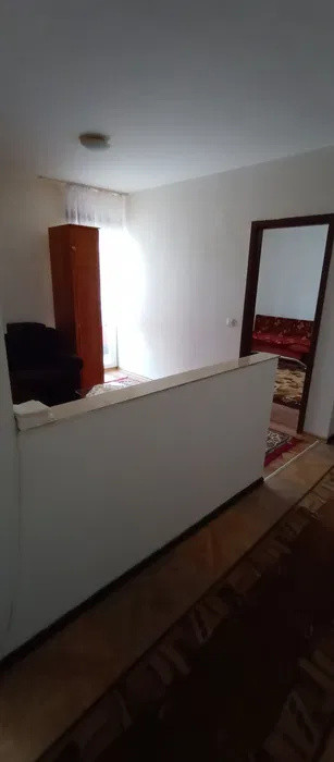 Apartament cu 2 camere, 40 mp, etajul 1, zona Stejarului
