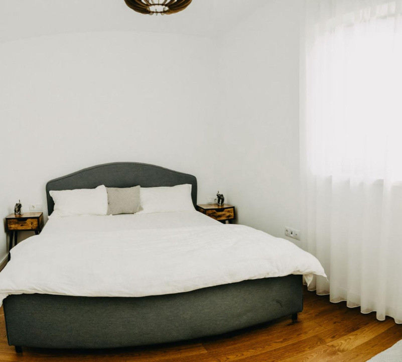 Casa individuala de vanzare Dezmir